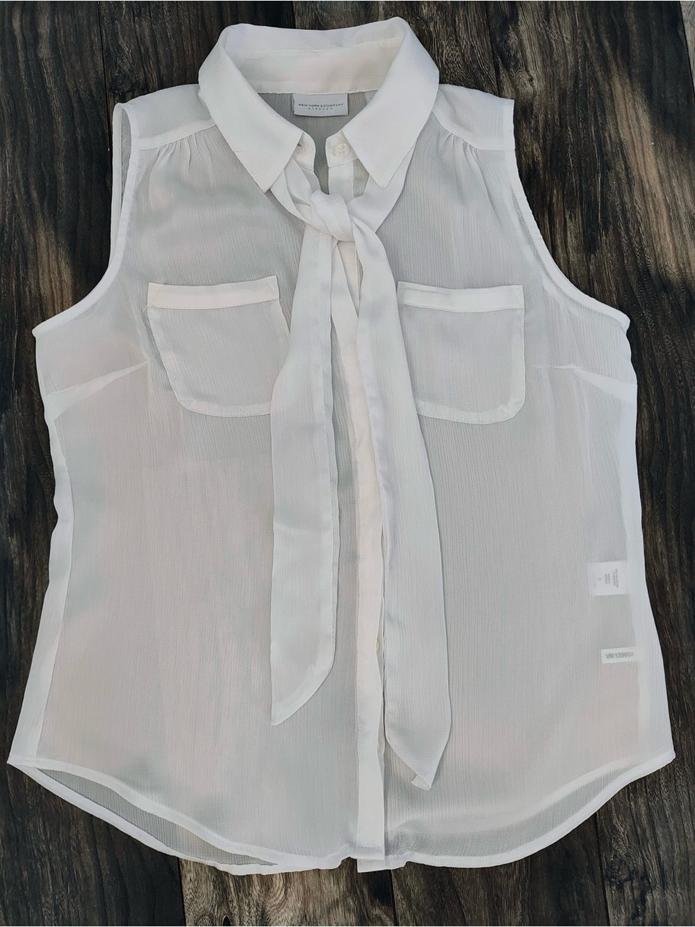 New York & Company White Sleeveless Tie-Neck Camisole